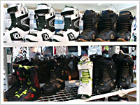 ディーラックス|DEELUXE各モデル取り扱っています